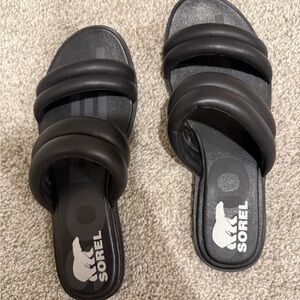 Sorel Ella Puff Sandal